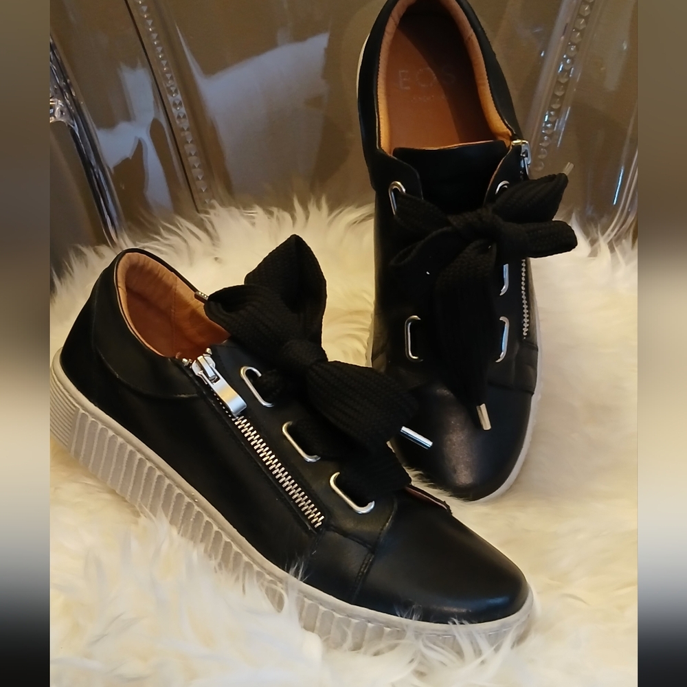 EOS Jovi trainers